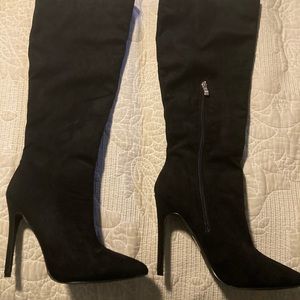 Wide calf velvet boots